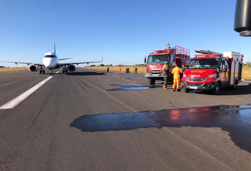 Pouso de Emergência em Avião Cargueiro devido a Possível Incêndio em Uberaba
