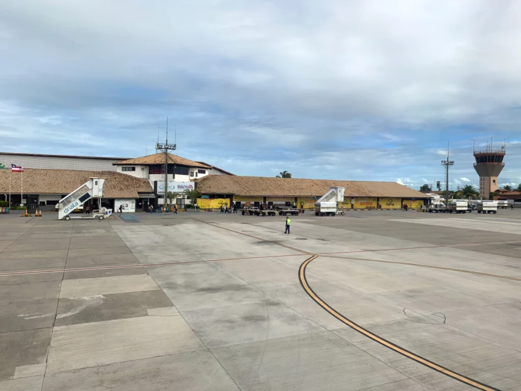 Aeroporto de Porto Seguro: Redução de Voos por Questões de Segurança